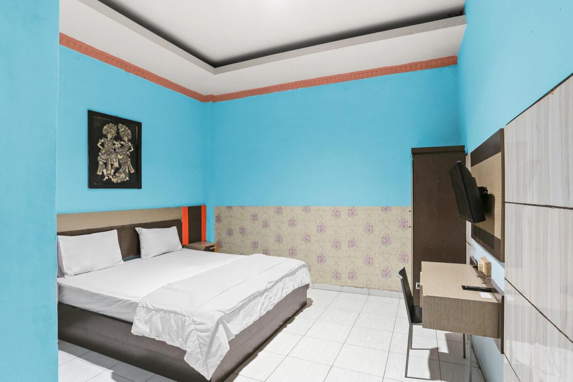 Oyo 93046 Hotel Fortuna Parepare מראה חיצוני תמונה
