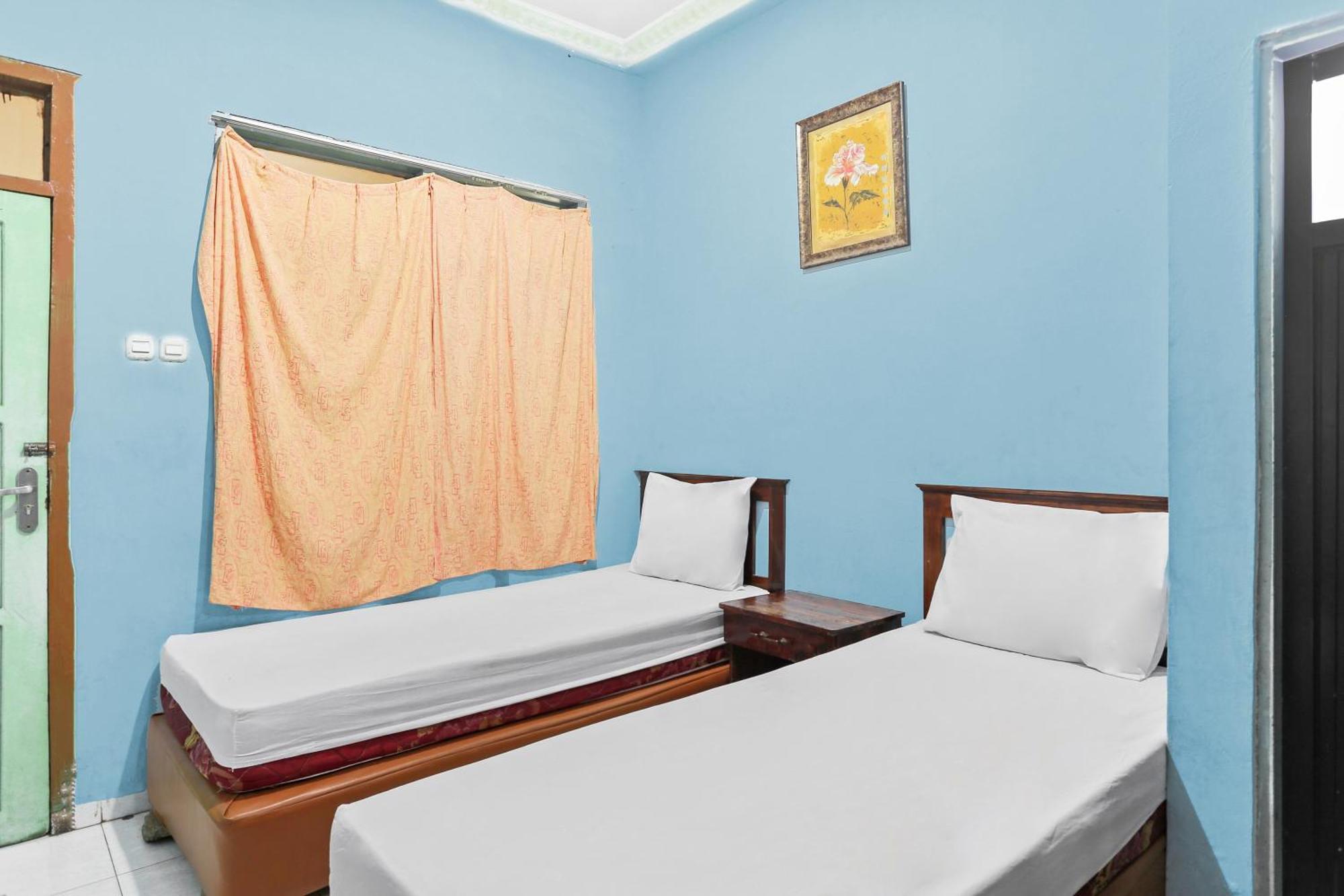 Oyo 93046 Hotel Fortuna Parepare מראה חיצוני תמונה