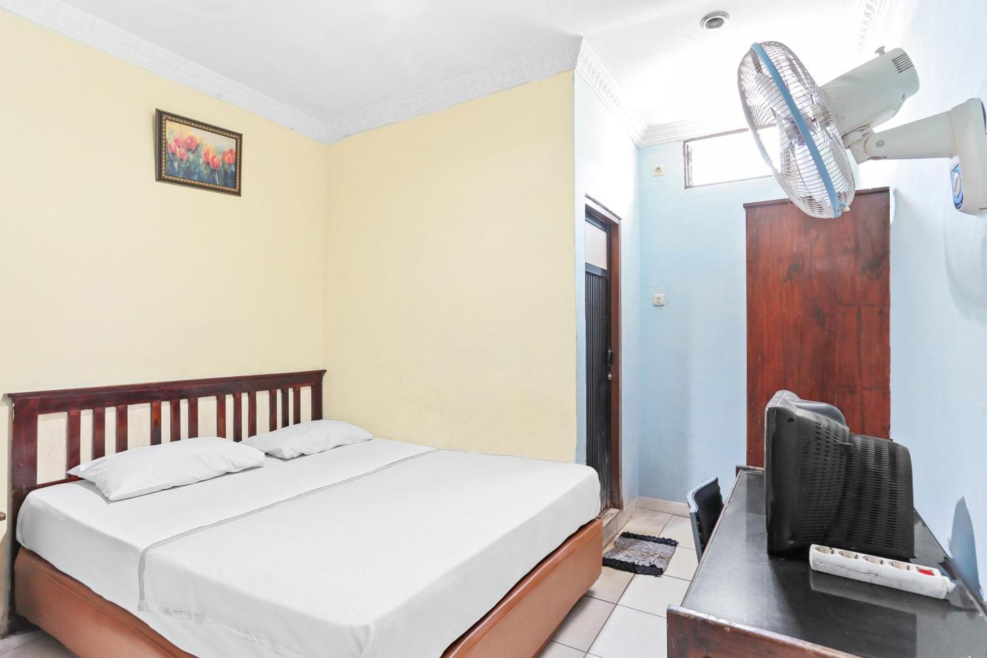 Oyo 93046 Hotel Fortuna Parepare מראה חיצוני תמונה